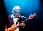 IMG 5603  Roy Ganes (guitar, chant), David Melton (guitare), Richard Reed (basse),  James Paxson (batterie), Joe Cambpell  (trompette), Lawrence Kincherlow (sax ténor). : 2015, BLUES, CONCERT, ROCK, ROY GAINES AND HIS TUXEDO BLUES ORCHESTRA, TREMBLAY EN FRANCE