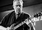 IMG 5939  Big Ed Sullivan (guitare, chant), Antoine Duplicky (guitare), Francis Campello (basse), Martin Gautheron (batterie) : 2015, BIG ED SULLIVAN, BLUES, BLUES ROCK, CONCERT, PETIT JOURNAL MONTPARNASSE, ROCK