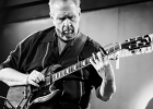 IMG 5940  Big Ed Sullivan (guitare, chant), Antoine Duplicky (guitare), Francis Campello (basse), Martin Gautheron (batterie) : 2015, BIG ED SULLIVAN, BLUES, BLUES ROCK, CONCERT, PETIT JOURNAL MONTPARNASSE, ROCK