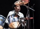 IMG 6274  Chicago Blues Festival : Chris James (guitare,chant),  Patrick Rynn (basse) , Aki Kumar (harmonica, chant), , Ken Saydak  (claviers, chant),  Melvia &#34;chick&#34; Rogers (chant),   Willie Hayes (batterie) : 2015, ACHERES, AKI KUMAR, BLUES, CHICAGO BLUES FESTIVAL, CHICK RODGERS, CHRIS JAMES, CONCERT, KEN SAYDAK, LE SAX, PATRICK RYNN, WILLIE HAYES