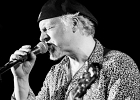 IMG 6382  Fred Chapellier (guitare, chant), Charlie Fabert (guitare, chant), Pascal Bako Mikaelian (harmonica), Christophe Garreau (basse), Guillaume Destarac (batterie) : 2015, BLUES, BLUES ROCK, CONCERT, FRED CHAPELLIER, JAZZ CLUB LIONEL HAMPTON