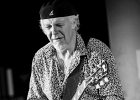 IMG 6383  Fred Chapellier (guitare, chant), Charlie Fabert (guitare, chant), Pascal Bako Mikaelian (harmonica), Christophe Garreau (basse), Guillaume Destarac (batterie) : 2015, BLUES, BLUES ROCK, CONCERT, FRED CHAPELLIER, JAZZ CLUB LIONEL HAMPTON