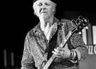 IMG 6390  Fred Chapellier (guitare, chant), Charlie Fabert (guitare, chant), Pascal Bako Mikaelian (harmonica), Christophe Garreau (basse), Guillaume Destarac (batterie) : 2015, BLUES, BLUES ROCK, CONCERT, FRED CHAPELLIER, JAZZ CLUB LIONEL HAMPTON