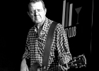 IMG 6395  Fred Chapellier (guitare, chant), Charlie Fabert (guitare, chant), Pascal Bako Mikaelian (harmonica), Christophe Garreau (basse), Guillaume Destarac (batterie) : 2015, BLUES, BLUES ROCK, CONCERT, FRED CHAPELLIER, JAZZ CLUB LIONEL HAMPTON