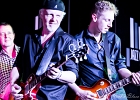 IMG 6433  Fred Chapellier (guitare, chant), Charlie Fabert (guitare, chant), Pascal Bako Mikaelian (harmonica), Christophe Garreau (basse), Guillaume Destarac (batterie) : 2015, BLUES, BLUES ROCK, CONCERT, FRED CHAPELLIER, JAZZ CLUB LIONEL HAMPTON