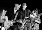 IMG 6447  Fred Chapellier (guitare, chant), Charlie Fabert (guitare, chant), Pascal Bako Mikaelian (harmonica), Christophe Garreau (basse), Guillaume Destarac (batterie) : 2015, BLUES, BLUES ROCK, CONCERT, FRED CHAPELLIER, JAZZ CLUB LIONEL HAMPTON