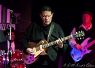 IMG 6717  Chris James (guitare,chant),  Patrick Rynn (basse) , Aki Kumar (harmonica, chant), , Ken Saydak  (claviers, chant),  Melvia &#34;chick&#34; Rogers (chant),   Willie Hayes (batterie) : 2015, BLUES, CHICAGO BLUES FESTIVAL, CONCERT, JAZZ CLUB LIONEL HAMPTON