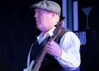 IMG 6746  Chris James (guitare,chant),  Patrick Rynn (basse) , Aki Kumar (harmonica, chant), , Ken Saydak  (claviers, chant),  Melvia &#34;chick&#34; Rogers (chant),   Willie Hayes (batterie) : 2015, BLUES, CHICAGO BLUES FESTIVAL, CONCERT, JAZZ CLUB LIONEL HAMPTON