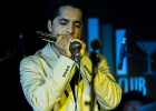IMG 6771  Chris James (guitare,chant),  Patrick Rynn (basse) , Aki Kumar (harmonica, chant), , Ken Saydak  (claviers, chant),  Melvia &#34;chick&#34; Rogers (chant),   Willie Hayes (batterie) : 2015, BLUES, CHICAGO BLUES FESTIVAL, CONCERT, JAZZ CLUB LIONEL HAMPTON