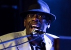 IMG 7174  Lucky Peterson (chant, guitare, claviers), Timothy Waites (basse), Raul Valdes (batterie), Xavier Jackson (claviers) : 2016, BLUES, CONCERT, LUCKY PETERSON, NEW MORNING, SOUL