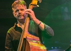 IMG 7901  Véronica Sbergia (chant, yukulele, washboard, harmonica), Max de Bernadi (guitare), Vetro Arredo (contrebasse) : 2016, BILLY BOB'S, BLUES, CONCERT, GOSPEL, MISS NICKKY, SOFIE REED, SOUL, VERONICA SBERGIA AND THE RED WINE SERENADERS