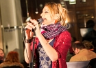 IMG 8117  Gaelle Buswel (chant, guitare), Michaal Benjelloun (guitare, chant) : 2016, CONCERT, GAELLE BUSWEL, GARE MONTPARNASSE, MICHAAL BENJELLOUN