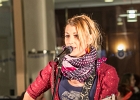 IMG 8122  Gaelle Buswel (chant, guitare), Michaal Benjelloun (guitare, chant) : 2016, CONCERT, GAELLE BUSWEL, GARE MONTPARNASSE, MICHAAL BENJELLOUN