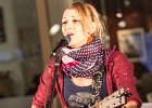 IMG 8126  Gaelle Buswel (chant, guitare), Michaal Benjelloun (guitare, chant) : 2016, CONCERT, GAELLE BUSWEL, GARE MONTPARNASSE, MICHAAL BENJELLOUN