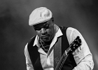 IMG 9139  Ronnie Baker Brooks (chant, guitare), Daryl Coutts  (claviers),  Maurice Jones (batterie), Aron Seder (basse) : 2016, BLUES, BLUES ROCK, CONCERT, TREMBLAY EN FRANCE