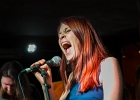 IMG 0620  Jessie Lee Houllier (chant, guitare),  Alexis &#34;Mr Al&#34; Didier, Laurent Cokelaere (basse), Julien Audigier (batterie), Gilles Erhart (claviers) : 2016, BLUES, BLUES ROCK, CHAPELLE DES LOMBARDS, CONCERT, JESSY LEE AND THE ALCHEMISTS, PARIS