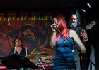 IMG 0623  Jessie Lee Houllier (chant, guitare),  Alexis &#34;Mr Al&#34; Didier, Laurent Cokelaere (basse), Julien Audigier (batterie), Gilles Erhart (claviers) : 2016, BLUES, BLUES ROCK, CHAPELLE DES LOMBARDS, CONCERT, JESSY LEE AND THE ALCHEMISTS, PARIS