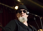 IMG 0782  Chris Bergson (chant, guitare),  Philippe Billoin (claviers),  Philippe Dandrimont (basse), Pat Machenaud (batterie) et en invité surprise Charlelie Couture (chant, guitare, claviers) : 2016, BLUES, BLUES ROCK, CHARLELIE COUTURE, CHRIS BERGSON, CONCERT, L'ENTREPOT
