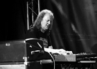 IMG 1335  Tommy Castro (guitar), Mike Emerson (claviers), Randy McDonald (basse), Bowen Brown (batterie) : 2016, BLUES, BLUES ROCK, CONCERT, NEW MORNING, TOMMY CASTRO