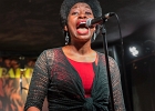 IMG 1373  Bruce James (claviers, chant), Bella Black (chant) : 2016, BLUES, CONCERT, GOSPEL, JAMES AND BLACK, LA CHAPELLE DES LOMBARDS, SOUL