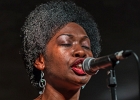 IMG 1388  Bruce James (claviers, chant), Bella Black (chant) : 2016, BLUES, CONCERT, GOSPEL, JAMES AND BLACK, LA CHAPELLE DES LOMBARDS, SOUL