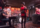 IMG 1405  Bruce James (claviers, chant), Bella Black (chant) : 2016, BLUES, CONCERT, GOSPEL, JAMES AND BLACK, LA CHAPELLE DES LOMBARDS, SOUL