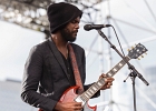 IMG 1674  Gary Clark Jr (guitare, chant), Eric Zapata (guitare), Johnny Radelat (batterie), Johnny Bradley (basse) : 2016, BLUES, CONCERT, GARY CLARK JR, LA DEFENSE