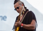 IMG 1678  Gary Clark Jr (guitare, chant), Eric Zapata (guitare), Johnny Radelat (batterie), Johnny Bradley (basse) : 2016, BLUES, CONCERT, GARY CLARK JR, LA DEFENSE