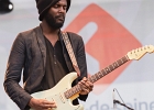 IMG 1705  Gary Clark Jr (guitare, chant), Eric Zapata (guitare), Johnny Radelat (batterie), Johnny Bradley (basse) : 2016, BLUES, CONCERT, GARY CLARK JR, LA DEFENSE