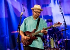 IMG 1753  Neal Black (chant, guitare),  Larry Garner (chant, guitare),   Kris Jefferson (basse),  Dave Bowler (batterie),  Mike Lattrell (claviers) : 2016, BLUES, BLUES ROCK, CONCERT, GAELLE BUSWEL, LARRY GARNER, MICHAAL BENJELLOUN, NEAL BLACK, NEW MORNING