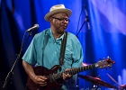 IMG 1772  Neal Black (chant, guitare),  Larry Garner (chant, guitare),   Kris Jefferson (basse),  Dave Bowler (batterie),  Mike Lattrell (claviers) : 2016, BLUES, BLUES ROCK, CONCERT, GAELLE BUSWEL, LARRY GARNER, MICHAAL BENJELLOUN, NEAL BLACK, NEW MORNING