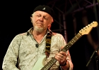 IMG 1813  Neal Black (chant, guitare),  Larry Garner (chant, guitare),   Kris Jefferson (basse),  Dave Bowler (batterie),  Mike Lattrell (claviers), Fred Chapellier (guitare) : 2016, BLUES, BLUES ROCK, CONCERT, GAELLE BUSWEL, LARRY GARNER, MICHAAL BENJELLOUN, NEAL BLACK, NEW MORNING