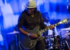 IMG 1868  Joe Louis Walker (chant, guitare),  Lenny Bradford (basse), Byron Cage (batterie), Travis Reed (claviers) : 2016, BLUES, CONCERT, JOE LOUIS WALKER, NEW MORNING