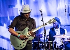IMG 1880  Joe Louis Walker (chant, guitare),  Lenny Bradford (basse), Byron Cage (batterie), Travis Reed (claviers) : 2016, BLUES, CONCERT, JOE LOUIS WALKER, NEW MORNING
