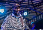 IMG 2319  Otis Taylor (guitare, chant), Anne Haris (violon), Larry Thompson (batterie), Todd Edmunds (basse) : 2016, BLUES, CONCERT, OTIS TAYLOR, SAINT BREVIN
