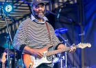 IMG 2322  Otis Taylor (guitare, chant), Anne Haris (violon), Larry Thompson (batterie), Todd Edmunds (basse) : 2016, BLUES, CONCERT, OTIS TAYLOR, SAINT BREVIN