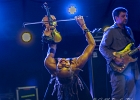 IMG 2369  Otis Taylor (guitare, chant), Anne Haris (violon), Larry Thompson (batterie), Todd Edmunds (basse) : 2016, BLUES, CONCERT, OTIS TAYLOR, SAINT BREVIN