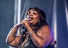 IMG 2676  Miss Nickki  (chant), Florian Royo (Guitare), Pierre Cherbero (Claviers), Julien Dubois (Basse), Fabrice Bessouat (Batterie) : 2016, BLUES SUR LA PLAGE, CONCERT, MS NICCKI AND THE MEMPHIS SOUL CONNECTION, PORNICHET, RYTHM AND BLUES, SOUL