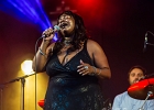 IMG 2687  Miss Nickki  (chant), Florian Royo (Guitare), Pierre Cherbero (Claviers), Julien Dubois (Basse), Fabrice Bessouat (Batterie) : 2016, BLUES SUR LA PLAGE, CONCERT, MS NICCKI AND THE MEMPHIS SOUL CONNECTION, PORNICHET, RYTHM AND BLUES, SOUL