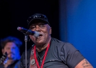 IMG 2853  Carlos Johnson (chant, guitare), Giles Corey (guitare), Ariyo (claviers), Marvin Little (basse),  Andrew Blaze Thomas (batterie) : 2016, CONCERT, CROISIERE BLUES, EUROPEAN BLUES CRUISE