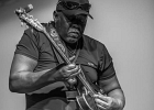IMG 2869  Carlos Johnson (chant, guitare), Giles Corey (guitare), Ariyo (claviers), Marvin Little (basse),  Andrew Blaze Thomas (batterie) : 2016, CONCERT, CROISIERE BLUES, EUROPEAN BLUES CRUISE