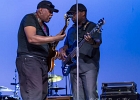 IMG 2870  Carlos Johnson (chant, guitare), Giles Corey (guitare), Ariyo (claviers), Marvin Little (basse),  Andrew Blaze Thomas (batterie) : 2016, CONCERT, CROISIERE BLUES, EUROPEAN BLUES CRUISE