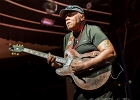 IMG 2882  Carlos Johnson (chant, guitare), Giles Corey (guitare), Ariyo (claviers), Marvin Little (basse),  Andrew Blaze Thomas (batterie) : 2016, CONCERT, CROISIERE BLUES, EUROPEAN BLUES CRUISE