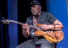 IMG 2887  Carlos Johnson (chant, guitare), Giles Corey (guitare), Ariyo (claviers), Marvin Little (basse),  Andrew Blaze Thomas (batterie) : 2016, CONCERT, CROISIERE BLUES, EUROPEAN BLUES CRUISE