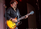 IMG 3140  Billy Branch (chant, harmonica), Giles Corey (guitare), Ariyo (claviers), Marvin Little (basse),  Andrew Blaze Thomas (batterie) : 2016, CONCERT, CROISIERE BLUES, EUROPEAN BLUES CRUISE