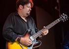 IMG 3141  Billy Branch (chant, harmonica), Giles Corey (guitare), Ariyo (claviers), Marvin Little (basse),  Andrew Blaze Thomas (batterie) : 2016, CONCERT, CROISIERE BLUES, EUROPEAN BLUES CRUISE