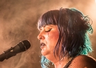 IMG 3747  Sarah McCoy (chant, piano),  Alyssa Potter (glockenspiel, guitare ...). : 2016, BLUES, BLUES ROCK, CONCERT, FESTIVAL BLUES AUTOMNE EN RABELAISIE, SARAH MCCOY