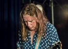 IMG 3772  Sari Schorr (chant), Innes Sibun (guitare), Kevin Jefferies (basse) , Anders Olinder (claviers),  Kevin O&#39;Rourke (batterie) : 2016, BLUES, BLUES ROCK, CONCERT, FESTIVAL BLUES AUTOMNE EN RABELAISIE, SARI SCHORR