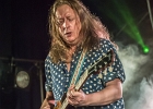 IMG 3778  Sari Schorr (chant), Innes Sibun (guitare), Kevin Jefferies (basse) , Anders Olinder (claviers),  Kevin O&#39;Rourke (batterie) : 2016, BLUES, BLUES ROCK, CONCERT, FESTIVAL BLUES AUTOMNE EN RABELAISIE, SARI SCHORR