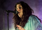 IMG 3847  Sari Schorr (chant), Innes Sibun (guitare), Kevin Jefferies (basse) , Anders Olinder (claviers),  Kevin O&#39;Rourke (batterie) : 2016, BLUES, BLUES ROCK, CONCERT, FESTIVAL BLUES AUTOMNE EN RABELAISIE, SARI SCHORR